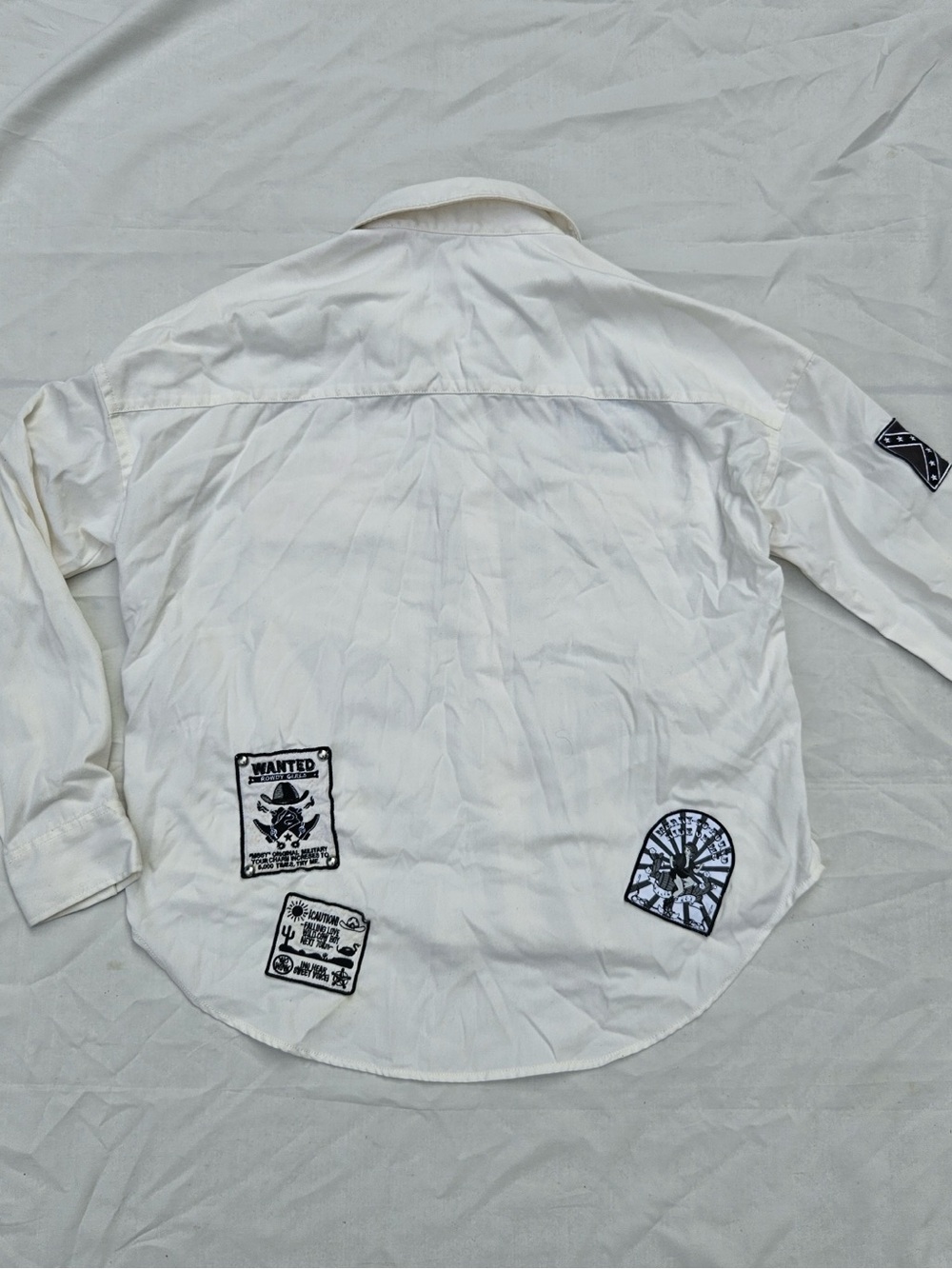 Moussy Patch Button Up - Picture 6 of 16
